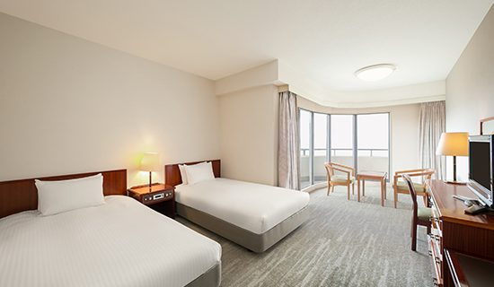 Classic Room: 2 single beds, mountain view, corner　