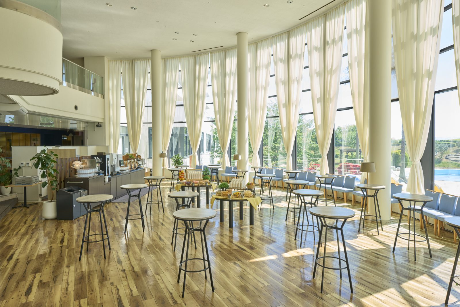 Top facilities in the building | Grand Mercure Awaji Island Resort & Spa