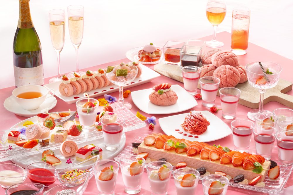 【2026/2/9～3/15】いちごスイーツがホテルビュッフェに登場！期間限定の「いちごフェア」
